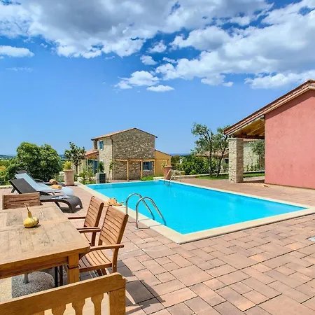 Parona Holiday home *
