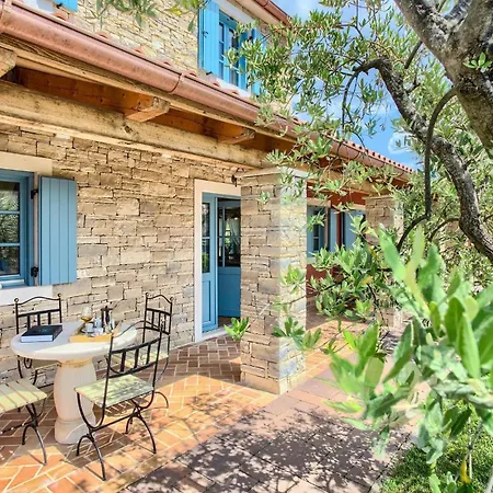 Holiday home Parona *
